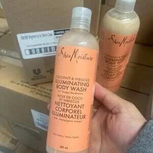 Shea Moisture Coconut & Hibiscus Body Wash (384ml)